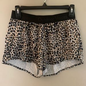 OUTDOOR VOICES SHORTS